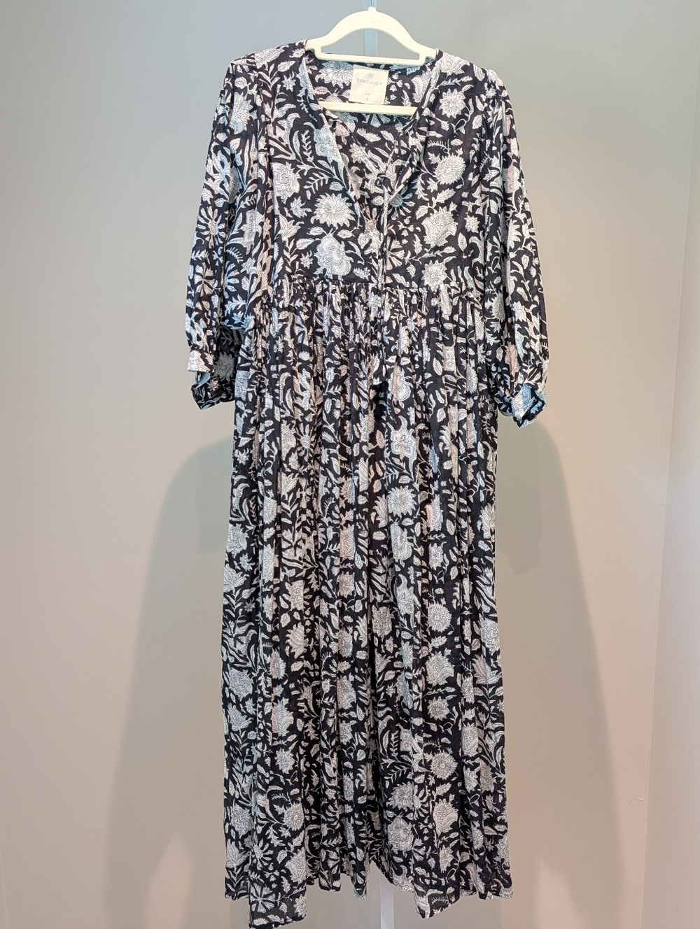 Guadalupe Anthropologie Anuka Black White Midi Dress Bohemian Hippie Floral Sz S - Picture 2 of 16
